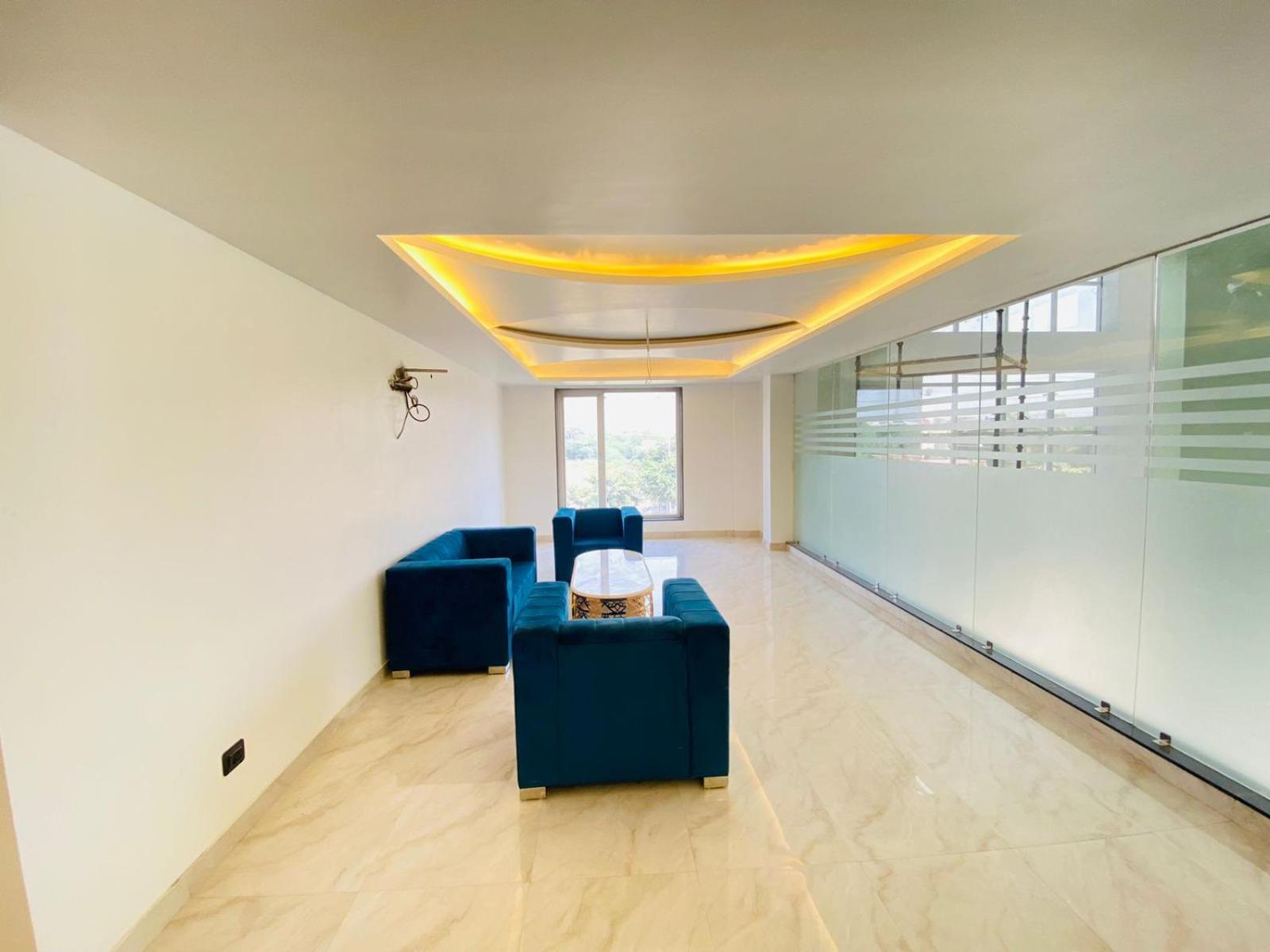 Hotel Holiday Grand Greater Noida Exterior photo
